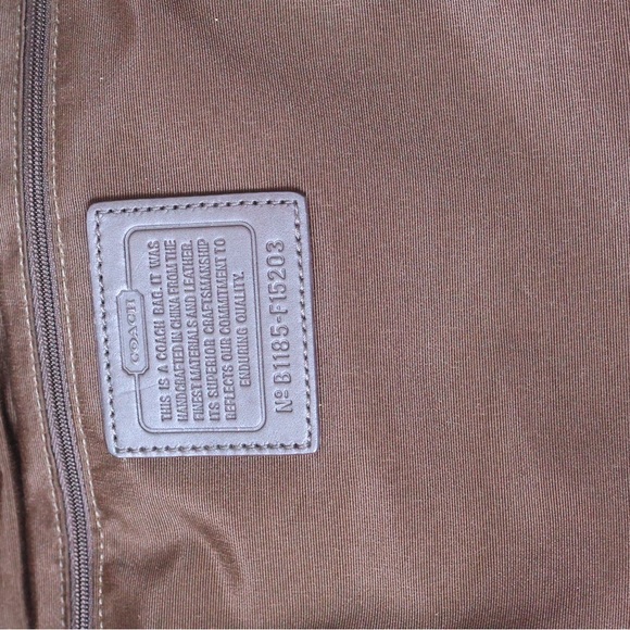 Vintage Coach Y2K SOHO Brown and Tan Signature Shoulder Bag - Picture 7 of 7